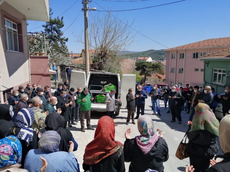 Ak Parti Çan İlçe Kadın Kolları Başkanı Birsen Dirlik’in Acı Günü