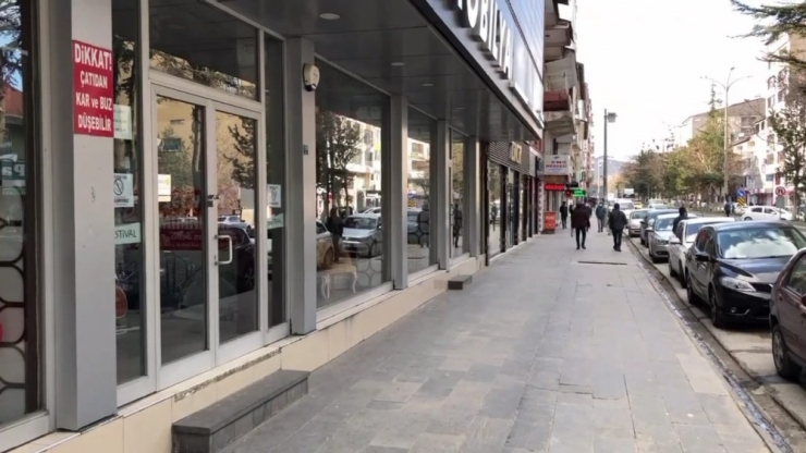 Tatvan’da Korona Virüsüne Karşı ’Güvenlik Kameralı’ Önlem