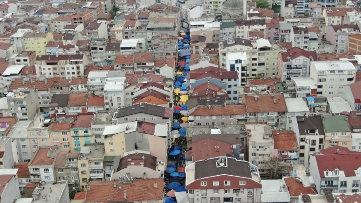 Semt Pazarlarında Sosyal Mesafe Tehlikesi