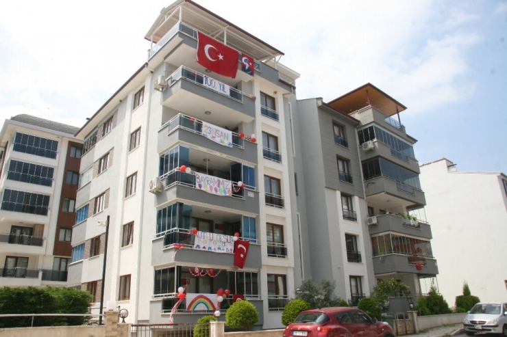 Korona Virüs Çocukların 23 Nisan Coşkusuna Engel Olamadı