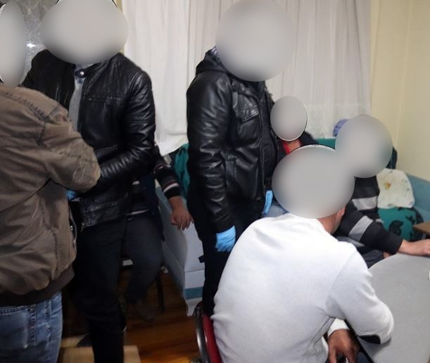 Korona Virüse Rağmen Kumar Masası Kuran 19 Kişiye 70 Bin 875 Tl Ceza