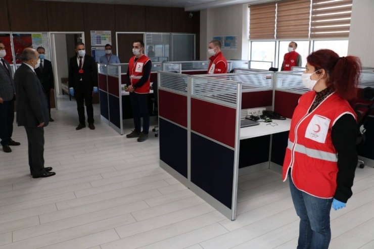 Vali Dağlı, Vefa Sosyal Destek Grubunu Ziyaret Etti