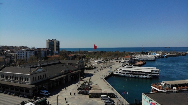 Sokağa Çıkma Yasağı Öncesi Kadıköy Meydan Havadan Görüntülendi