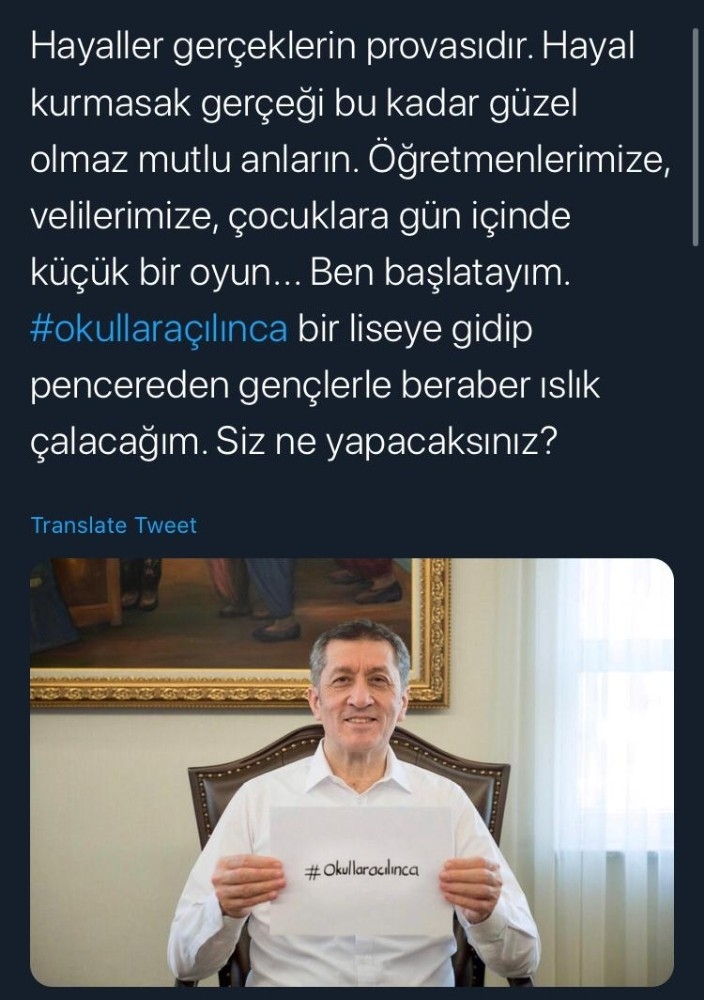 Islık Çalıp Bakan Selçuk’u Okullarına Davet Ettiler