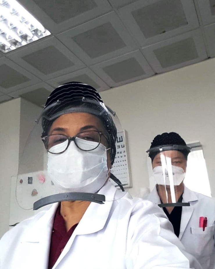 Virüs Savaşçılarına 118 ‘Yüz Kalkanı’