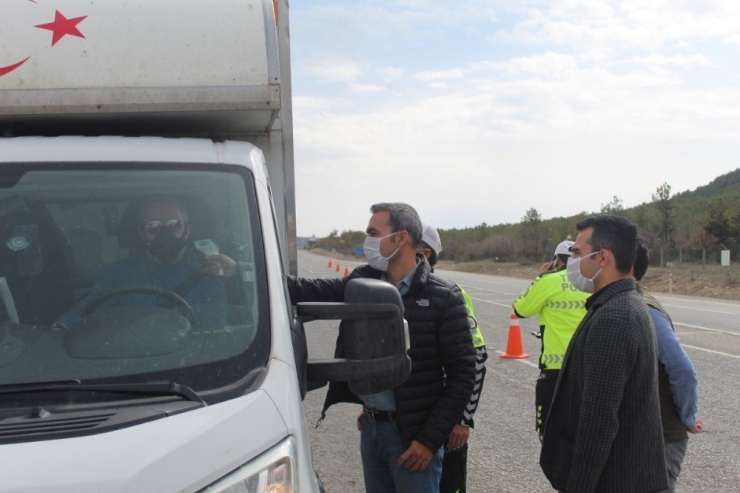 Kaymakam Çiçek, Trafik Denetimine Katıldı