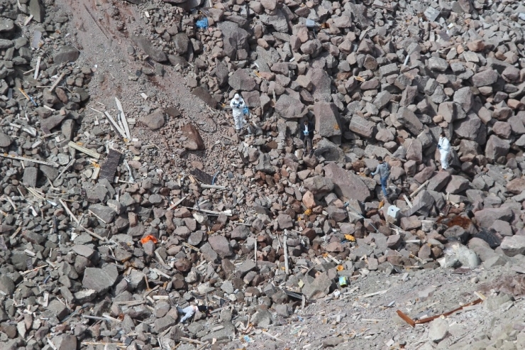 Bunalıma Giren Elektronik Mühendisi, 200 Metre Yükseklikten Kendini Attı