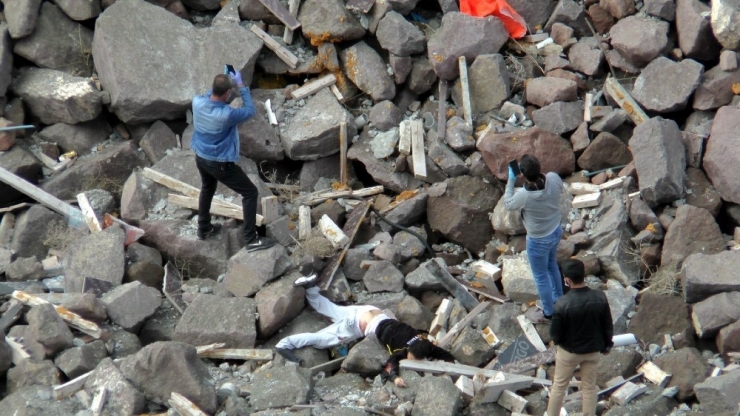 Bunalıma Giren Elektronik Mühendisi, 200 Metre Yükseklikten Kendini Attı