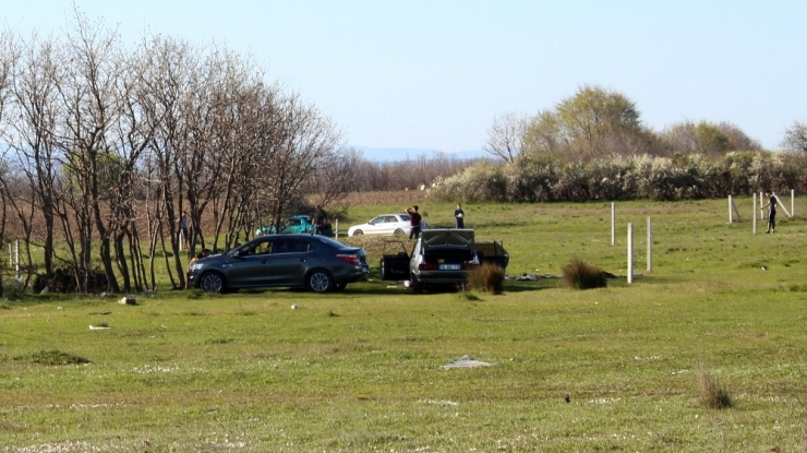 Sorumsuz Vatandaşlar Yasak Dinlemiyor