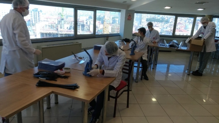 Maltepe Belediyesinden Personellerine Yüz Siperliği