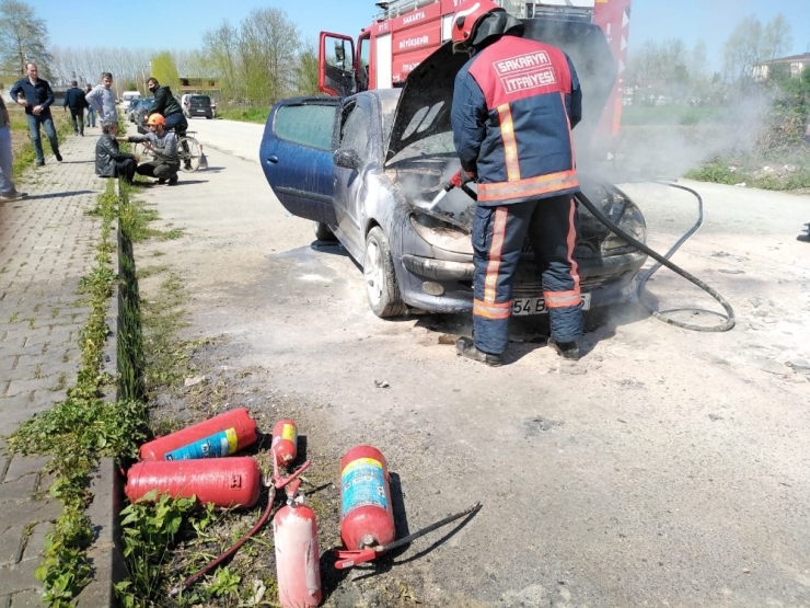 Otomobil Alev Alev Yandı