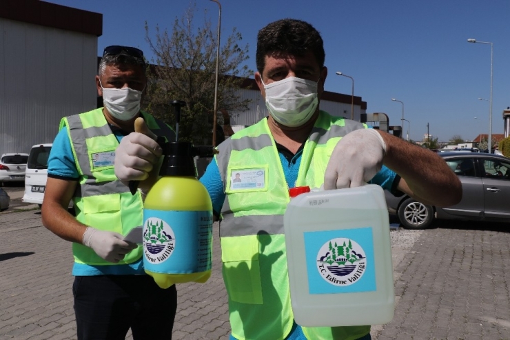 Edirne’de 6 Bin Apartmana Ücretsiz El Pompası Ve Solüsyon Dağıtıldı