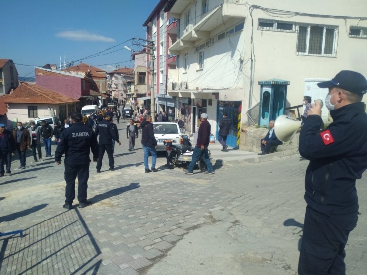 Selendi’de Pazar Yeri Girişine Hijyen İstasyonu