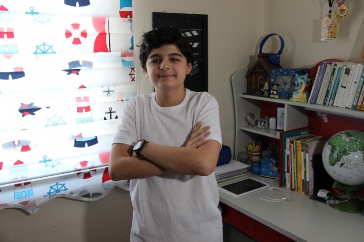 23 Nisan’ı ’100. Yıl Anı Defteri’ İle Evde Kutlama