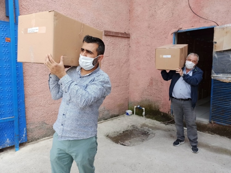 Adana’dan Ushaş’a Günlük 2 Milyon Maske
