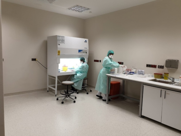 Adana’da Virüste Hızlı Sonuç Almak İçin İkinci Laboratuvar Da Hizmete Girdi