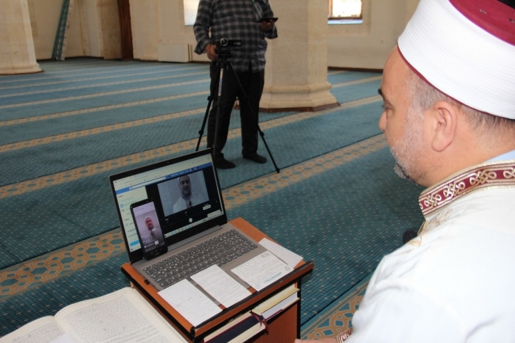 Müftü Cuma Vaazını Sosyal Medya Üzerinden Verdi