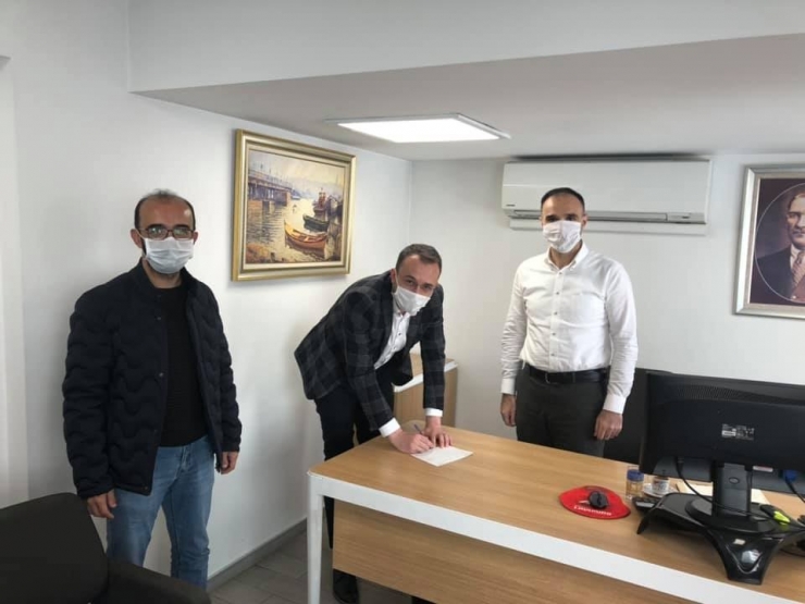 Ak Parti Simav Teşkilatı’ndan ‘Milli Dayanışma Kampanyası’na Destek