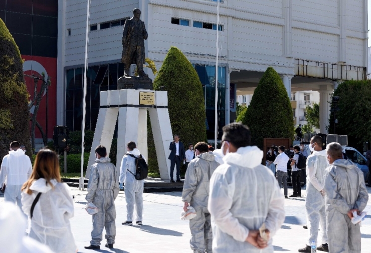 Muratpaşa Belediyesi 209 Bin Haneye Maske Ulaştırdı
