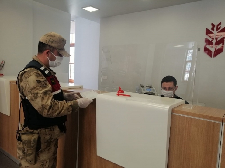 Çiftçi Çiftten Duygulandıran Destek