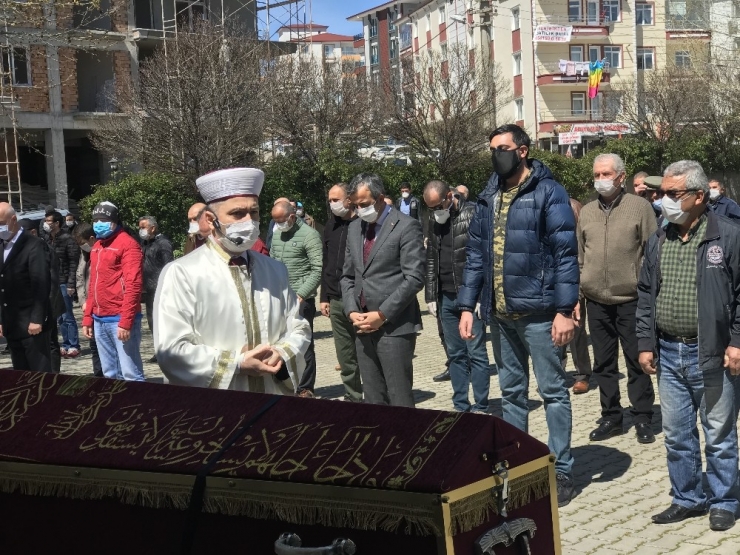 Türk Metal Sendikası Onursal Başkanı Mustafa Özbek Toprağa Verildi