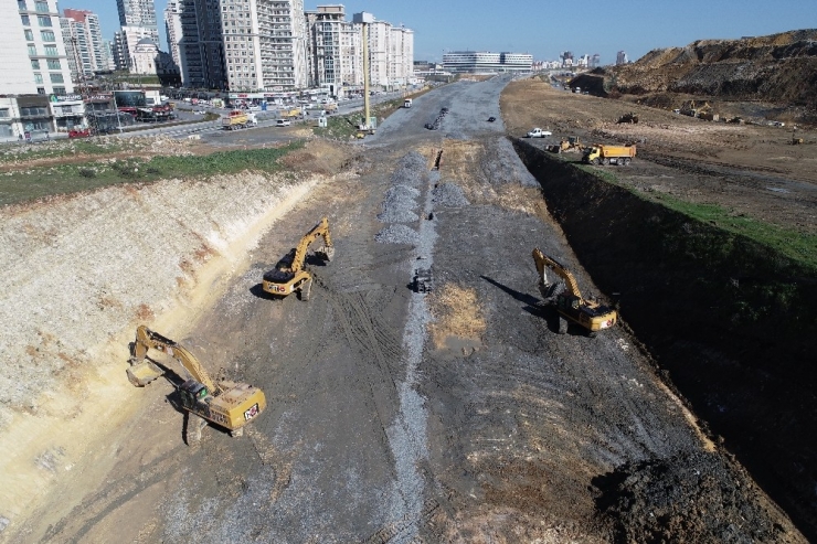 başakşehir Şehir Hastanesi’nin Açılışa 3 Gün Kala Yolları Ortaya Çıktı