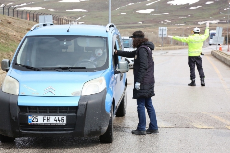 Erzurum’da Polis Denetimleri Sürüyor