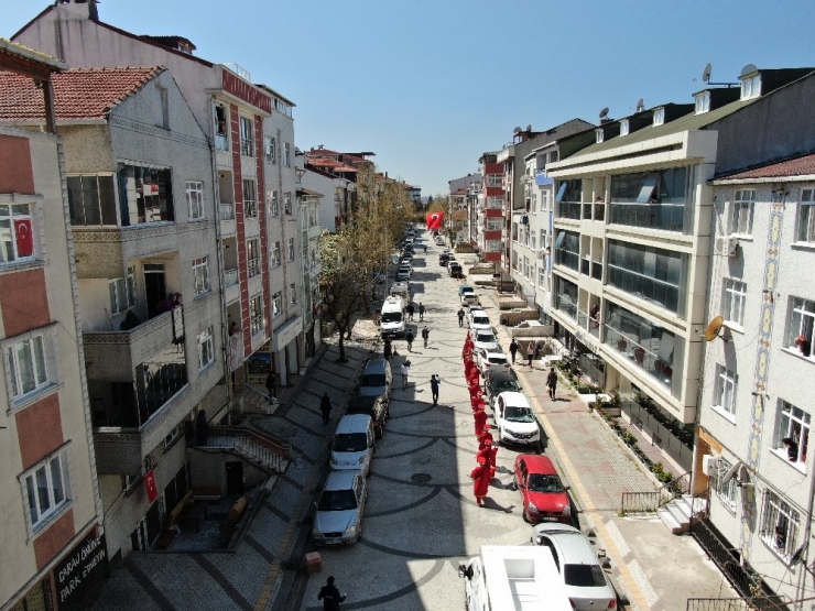 Eyüpsultan’da Evde Kalanlara Mehter Takımından Moral Konseri