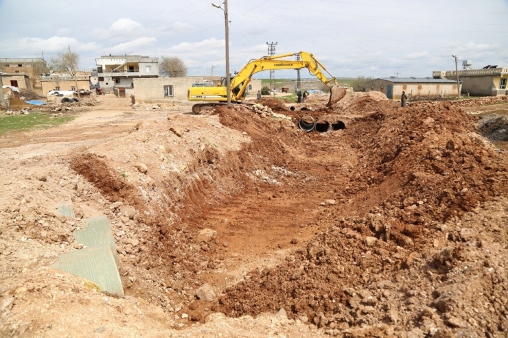 Haliliye’de Yol Çalışmaları Drenajla Güçlendiriliyor