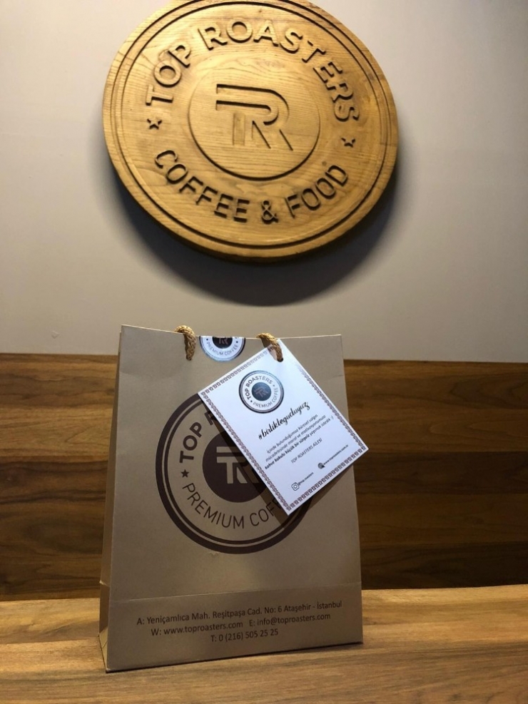 İstanbul’dan İzmit’e Bin Paket Kahve Gönderdiler