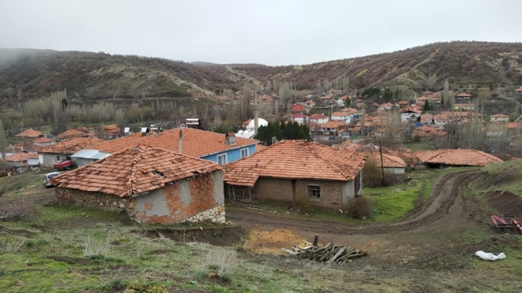 Karantina Sonrası Köyde Yaşam Normale Döndü