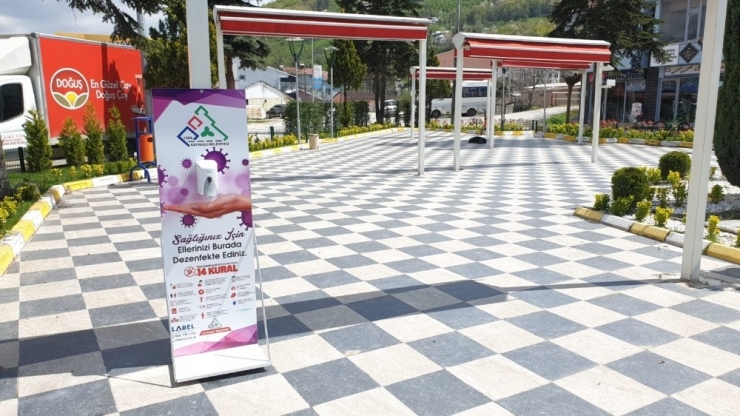 Kaynaşlı’da İlçe Geneline Dezenfektan Yerleştirildi