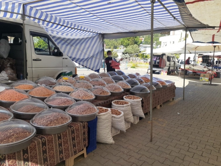 Başkan Topaloğlu Göynük Pazarında Alınan Tedbirleri Denetledi