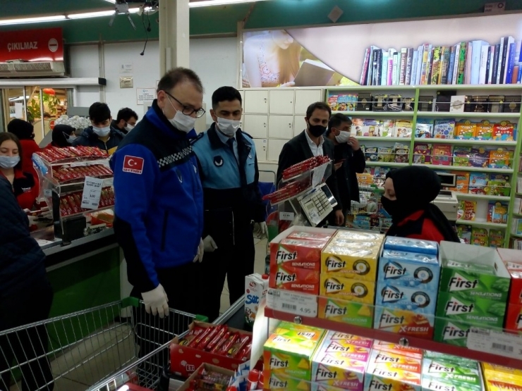 Büyükşehir Zabıtası Denetimlerini Sürdürüyor