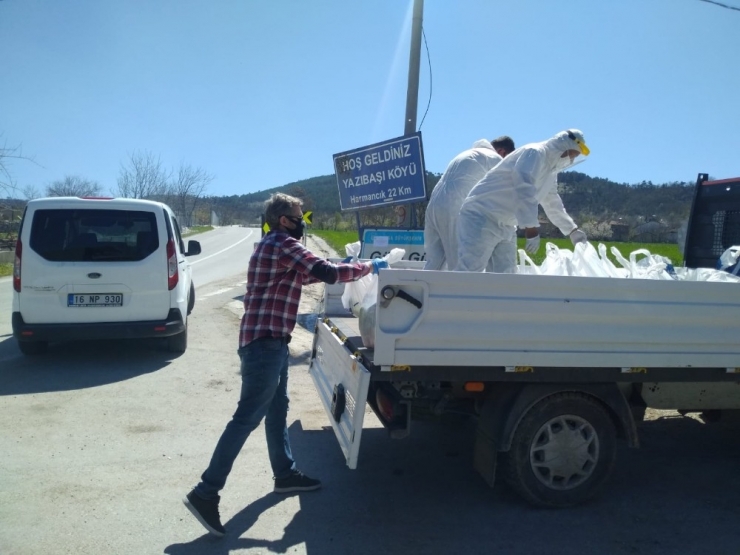 Karantinadaki Mahalleye Büyükşehir Desteği