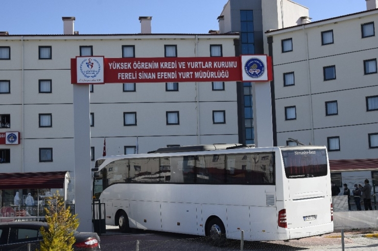 Kuveyt’ten Getirilen Türk İşçiler Burdur’da Karantinaya Alındı