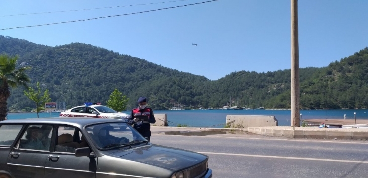 Marmaris’te Jandarma Hava Destekli Trafik Denetimi Yaptı