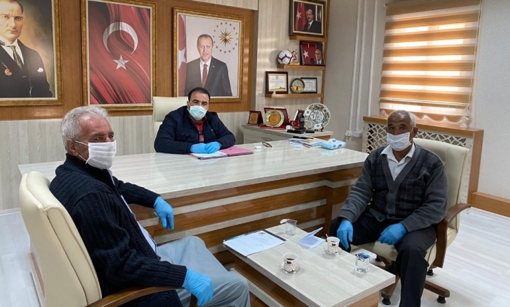 Samsat Belediye Başkanı Maaşını Bağışladı