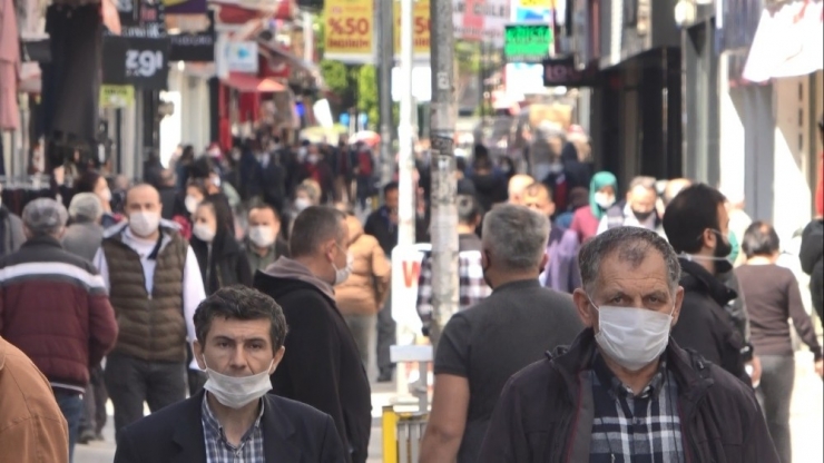 Samsun’da Maske Ve Sosyal Mesafe Uygulaması