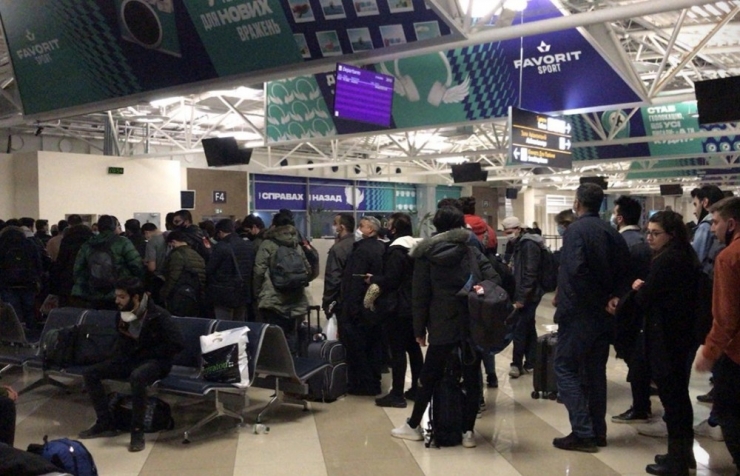 Türk Vatandaşları Ukrayna’dan Tahliye Edildi