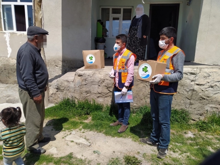Gürpınar Belediyesinden İhtiyaç Sahiplerine 2 Bin Koli Yardım