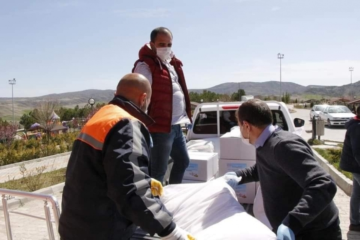 Toplanan Yardımlar İhtiyaç Sahiplerine Ulaştırılıyor