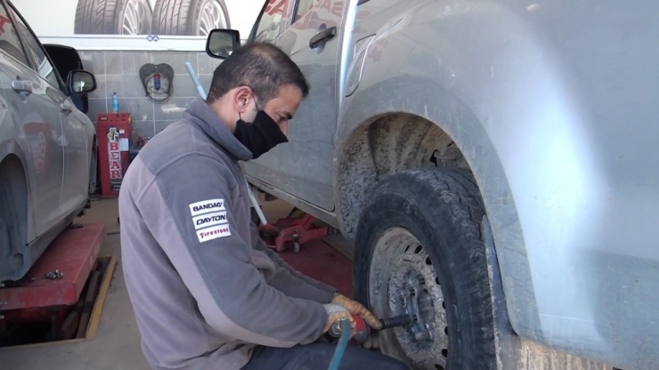 Evde Lastik Değiştirme Hizmeti