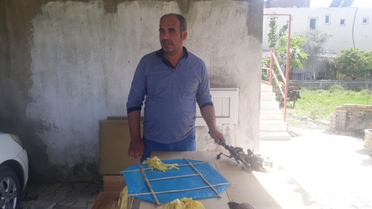 Sokağa Çıkamadılar, Uçurtmayla Özgürlüğü Aradılar