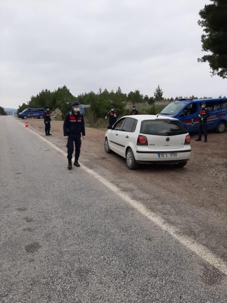 Jandarma 4 Bin 350 Kişiyi Sorguladı