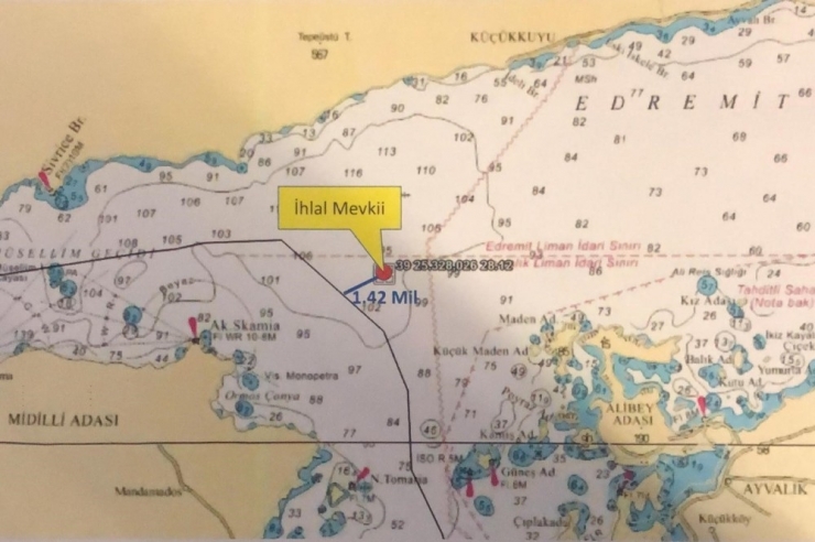 Yunan Botu İhlal Ettiği Türk Karasularından Sürülerek Çıkarıldı