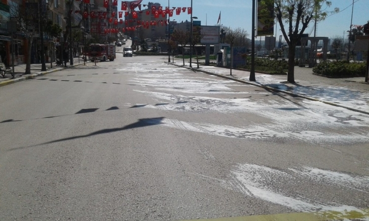 Bandırmalılar Sokağa Çıkma Yasaklarına Uydu