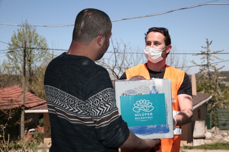 Nilüfer’de Erzak Desteği Hafta Sonunda Da Devam Ediyor