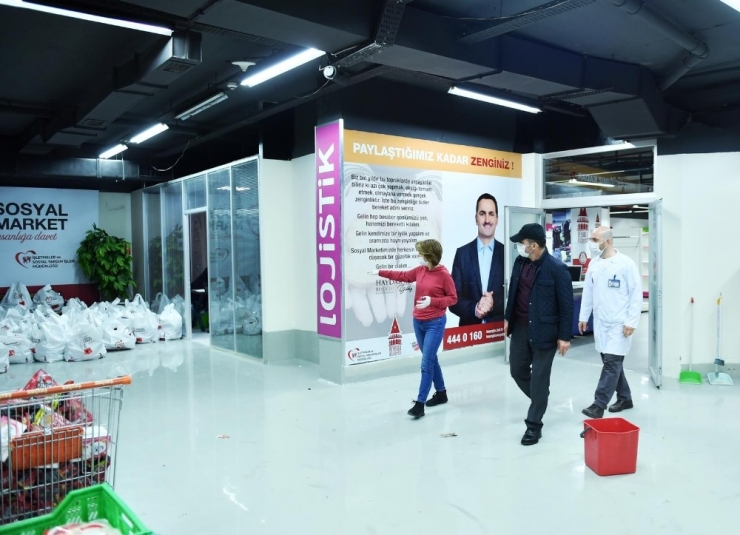 ‘Sosyal Market’te “Sosyal Mesafe” Düzenlemesi