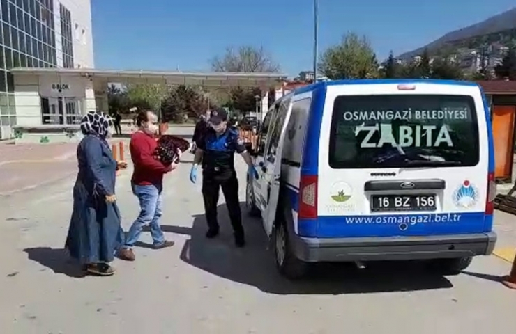 Yeni Doğan Azra Bebeği Evine Zabıta Ulaştırdı